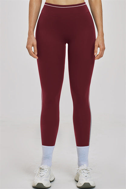 The Unbound Sports Bra Leggings 2-Piece Set