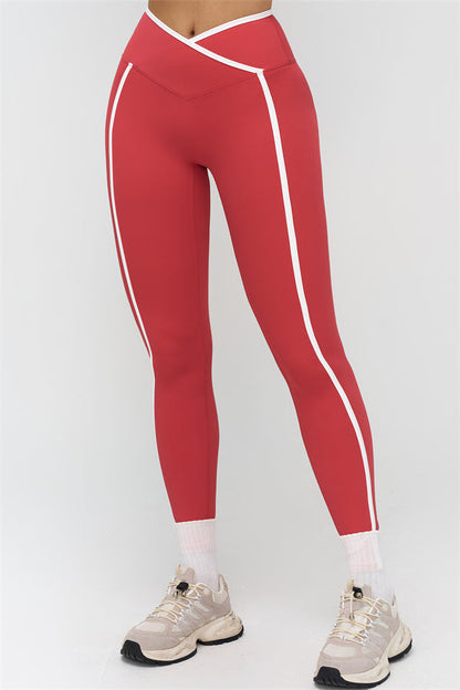 The Crave Contrast Sports Bra Leggings 2-Piece Set